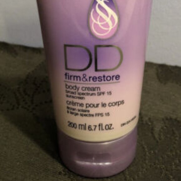FREE with any 20$+ purchase Skin so soft Firm & restore DD body cream - Picture 2 of 3